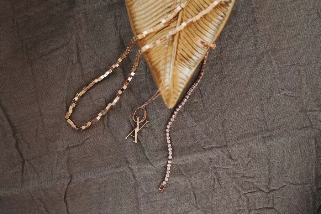 Cuban Link Anklets: Sizing, Width and Style