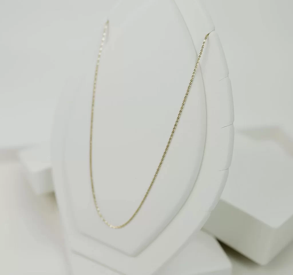 Cuban Link Chain Clasps: Box Lock, Lobster Claw and Fold-Over