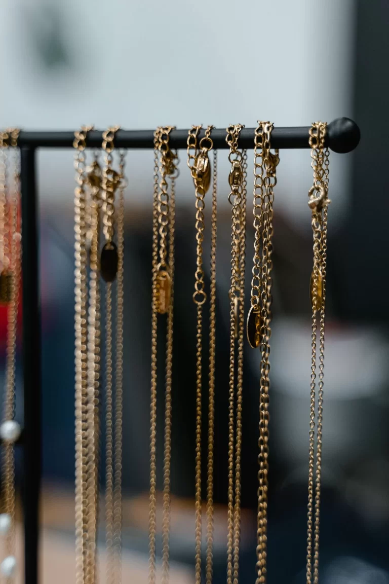 Resizing and Repairing a Cuban Link Chain: What Jewelers Can Do