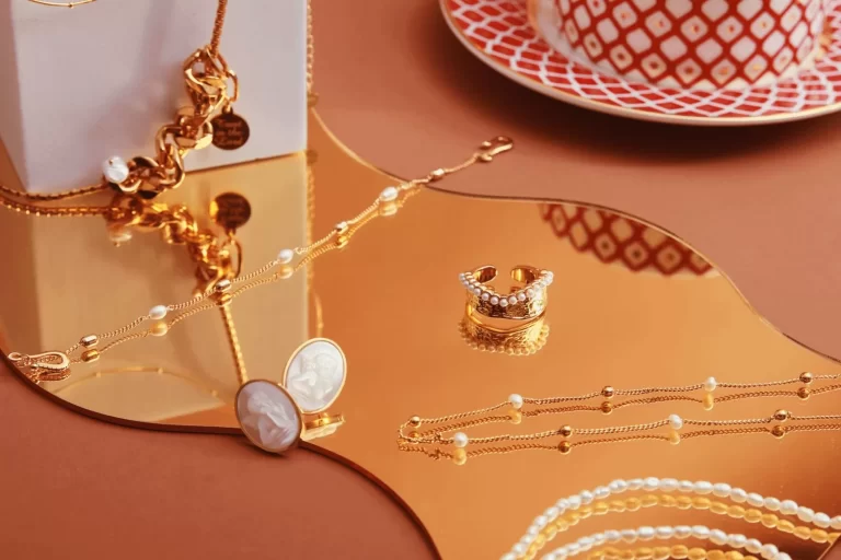 Yellow, White and Rose Gold Cuban Link Chains Compared