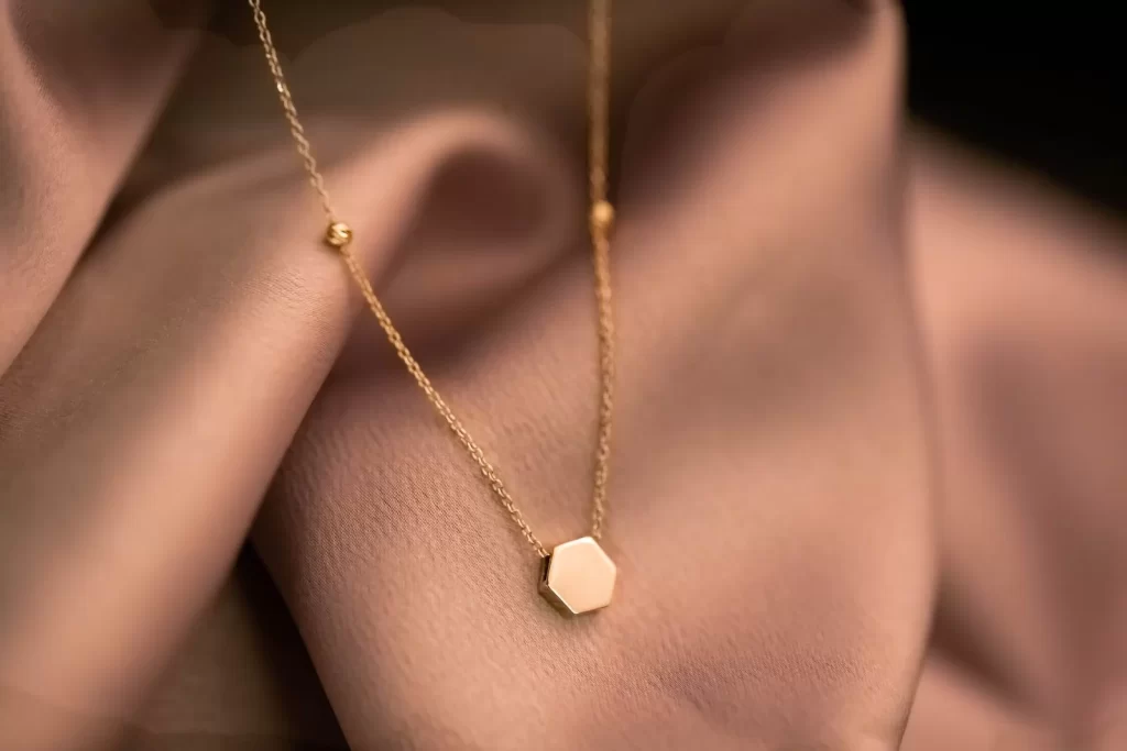 Yellow, White and Rose Gold Cuban Link Chains Compared